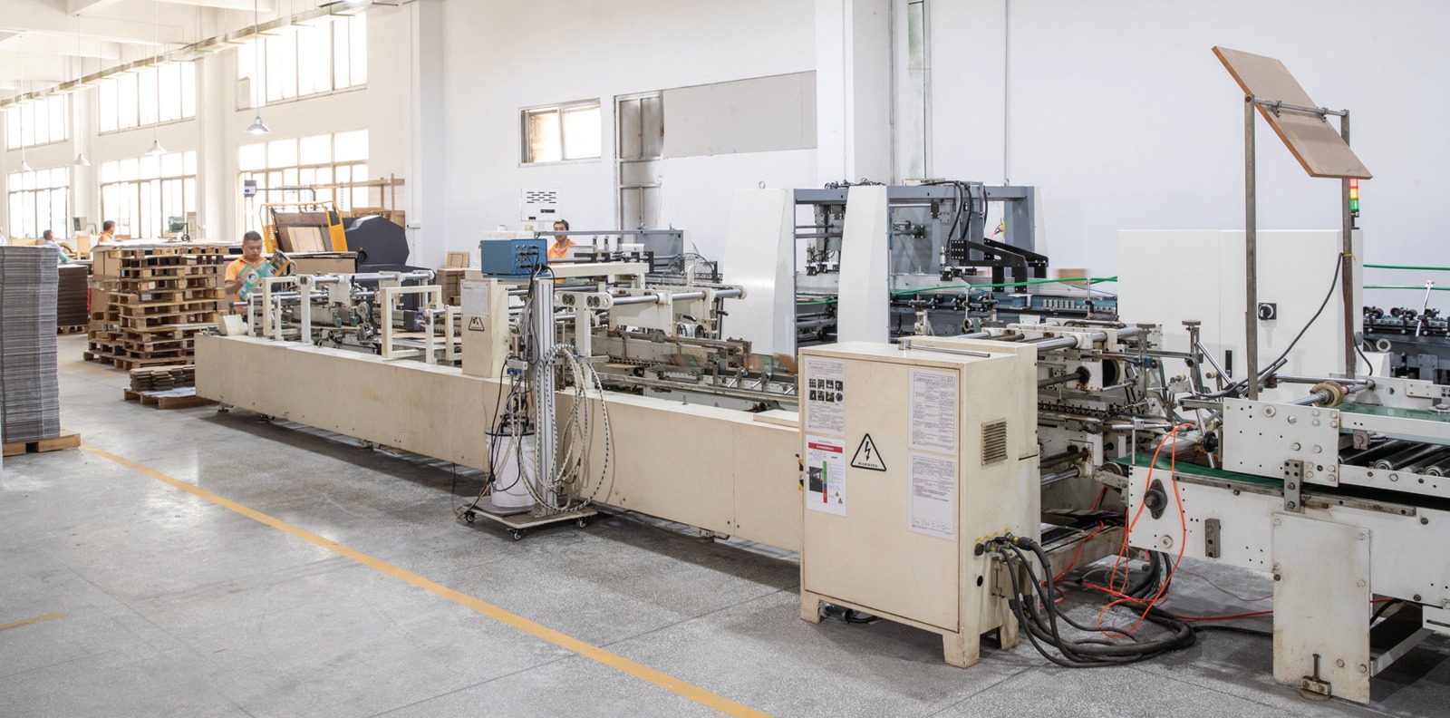 Fully automatic folder-gluer